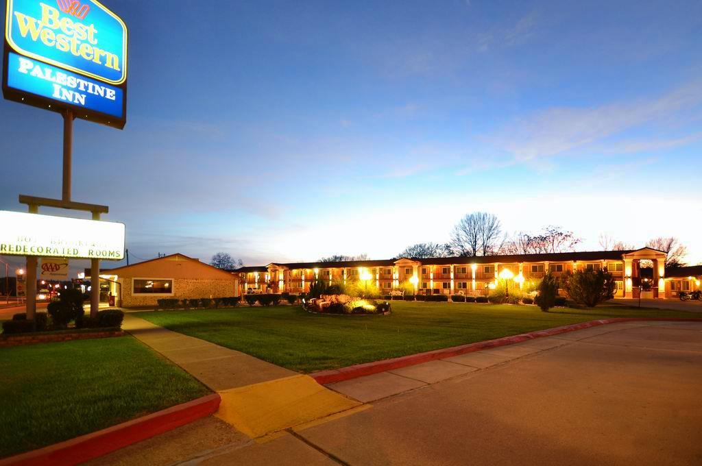 Best Western Palestine Inn Экстерьер фото