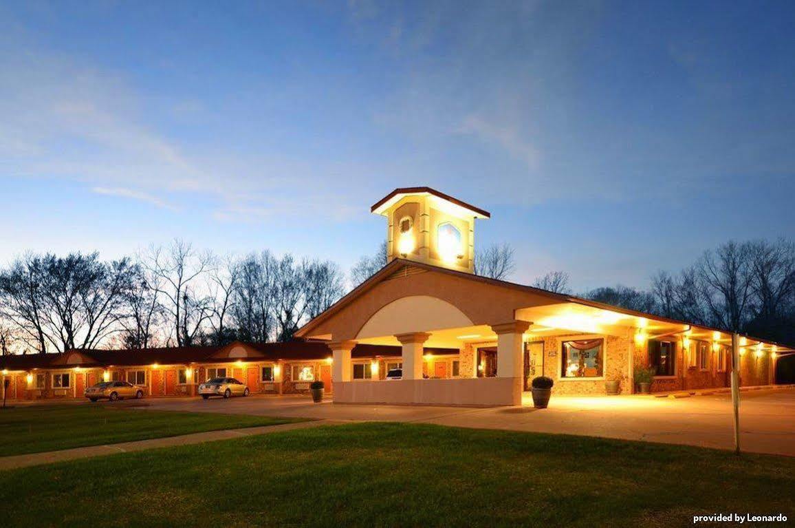 Best Western Palestine Inn Экстерьер фото